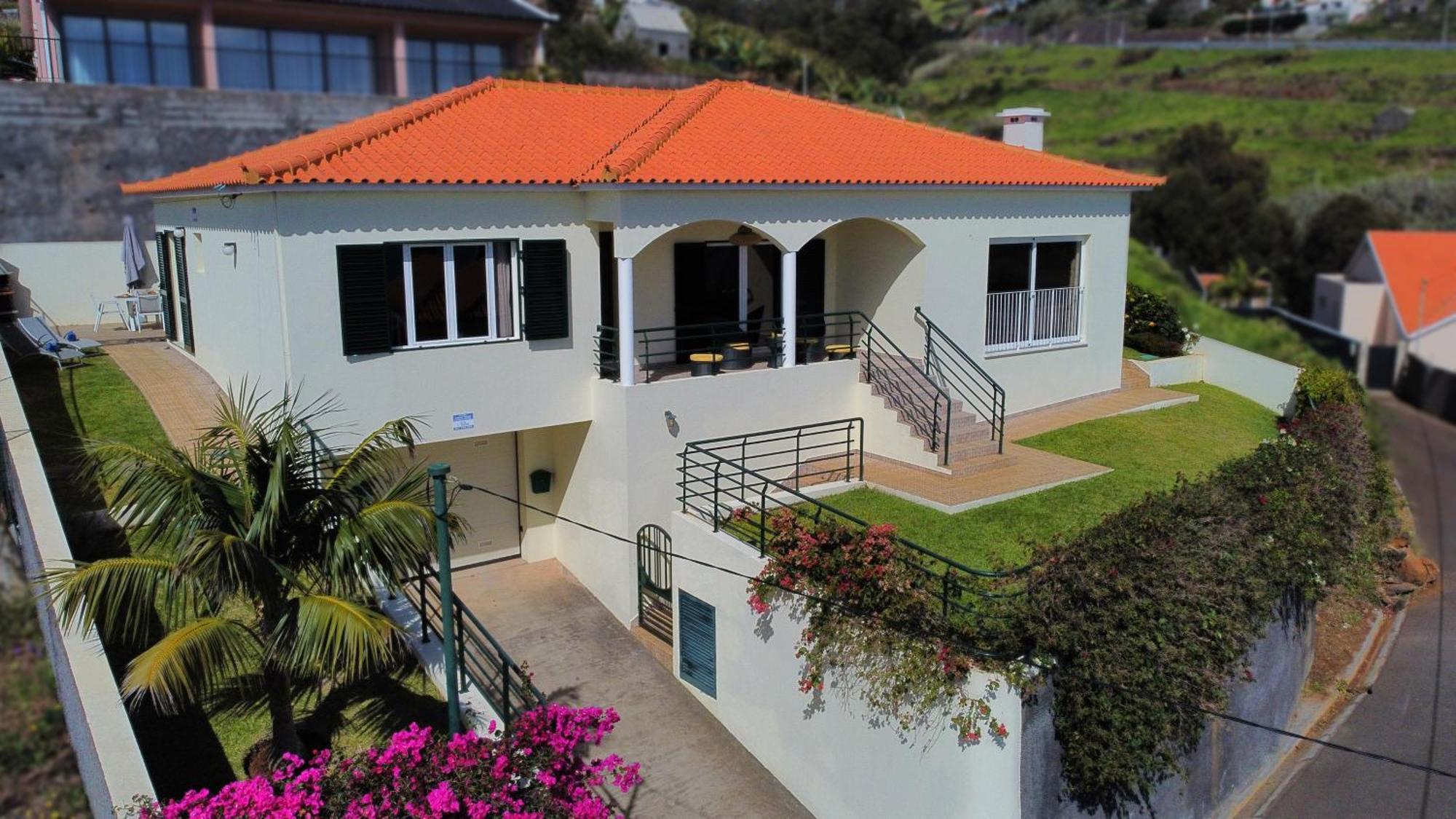 Casa Eleanor By Lovelystay Calheta  Ngoại thất bức ảnh